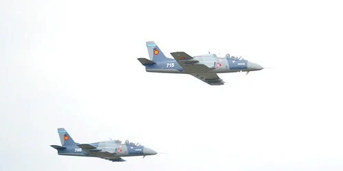 avioane IAR 99 SM , foto Facebook jpg