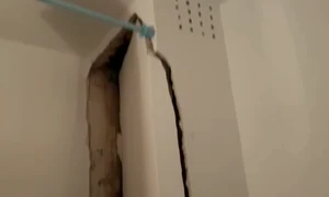 Explozia a afectat mai multe locuințe din bloc png