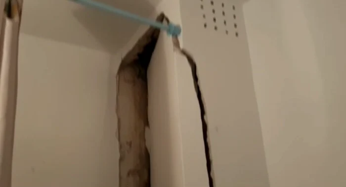 Explozia a afectat mai multe locuințe din bloc