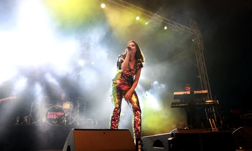 sophie ellis bextor deschidere jpeg