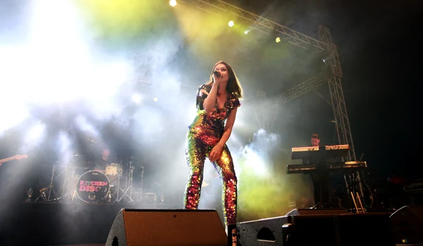 sophie ellis bextor deschidere jpeg