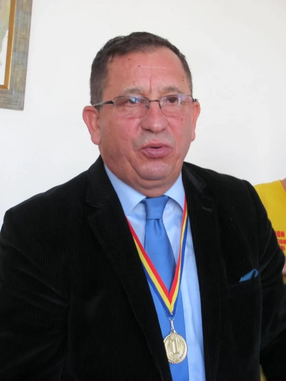 Constantin Constantinescu va anunţa pe 26 februarie dacă îşi va da demisia FOTO Adevărul