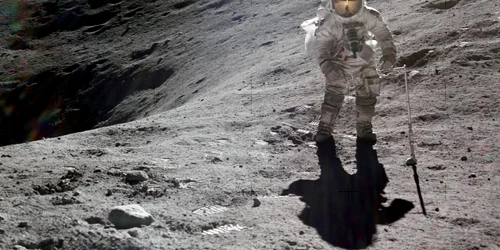 astronaut Charlie Duke pe Luna foto NASA jpg