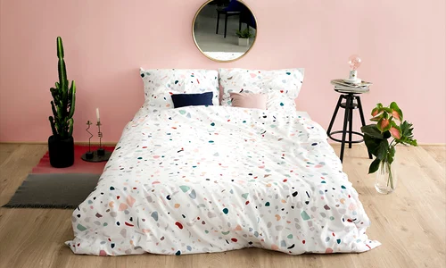 Cum să aşezi patul în dormitor, pentru a avea cât mai mult spaţiu jpeg