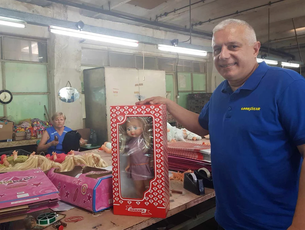Octavian Fânaţă este sufletul fabricii FOTO Claudia Untaru 