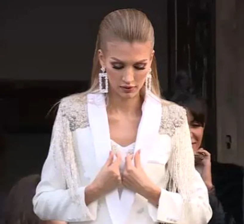 Ioana Marcu, foarte elegantă în ziua în care și-a creștinat băiețelul 