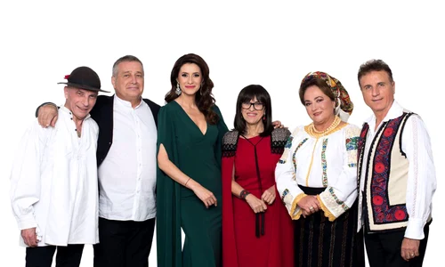 Iuliana si juriul Vedeta populara 8020, foto Doru Ochea jpeg