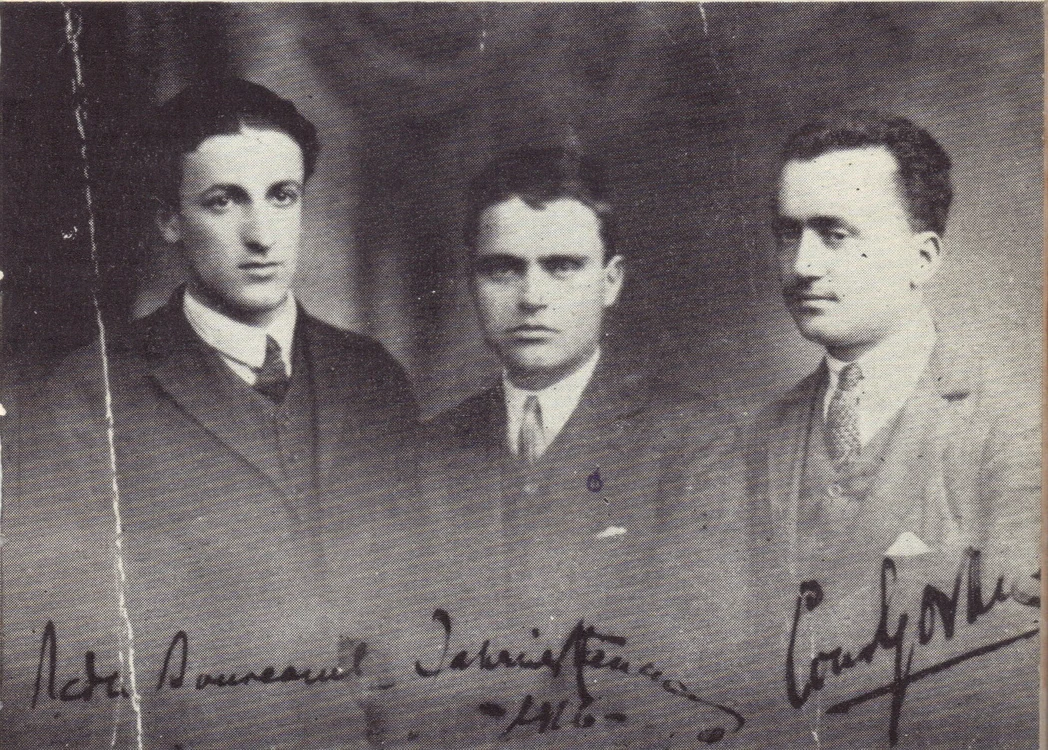 Radu Boureanu (stânga), Zaharia Stancu (centru), Constantin Goran, 1926. Foto: vol. „Zaharia Stacu”