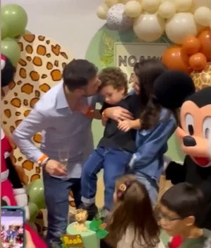 Cristina ICH, Alex Pițurcă și fiul lor, Noah. Sursă: Instagram