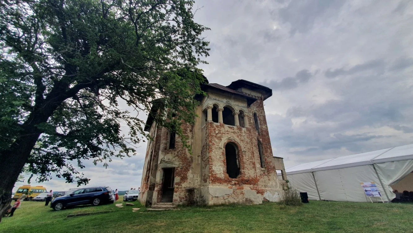 Conacul Roșianu va fi restaurat de Mitropolia Olteniei Foto: Adevărul