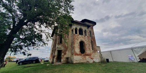 castelul Rosianu foto Adevarul