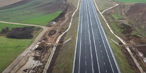 teren autostrada jpg