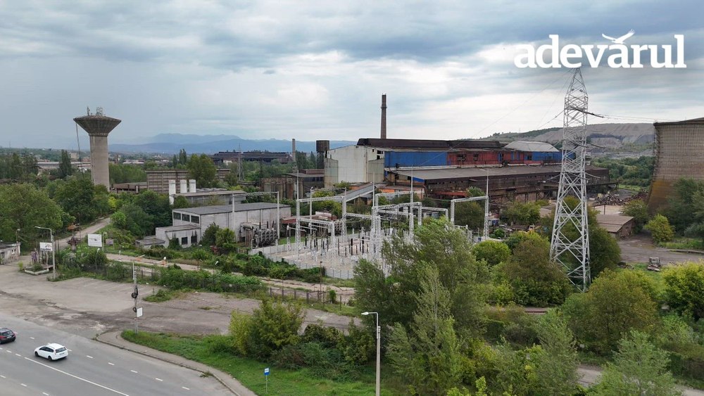Halda de zgură de la Hunedoara, muntele de fier ascuns lângă marele combinat siderurgic