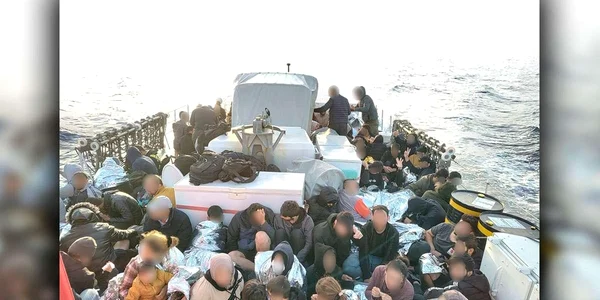 Intervenţie salvatoare a poliţiştilor de frontiera români în Marea Mediterană FOTO Poliția de Frontieră jpg