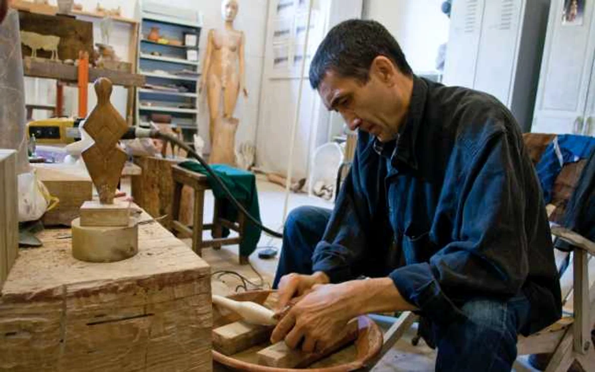 Călărăşeanul Alexandru Paraschiv, un artist care a cucerit lumea cu lucrările sale FOTO Arhivă personală Alexandru Paraschiv