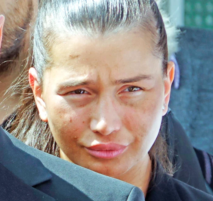 27 ianuarie. Cu câteva zile înainte să nască, pe Elena atârnau 30 kg în plus