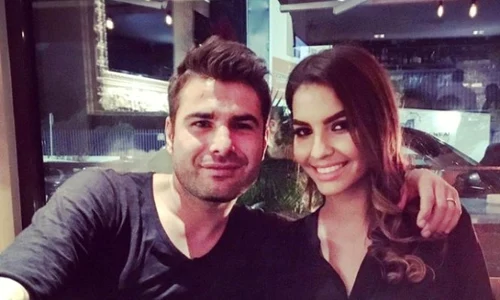 adrian mutu va avea un baiat 411063 jpeg