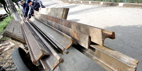 Şina de cale ferată urma să fie vândută la "fier vechi"