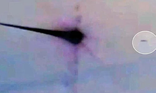 Explozia a fost  declanşată de  contactul cu un OZN (Fotografii: reuters) jpeg