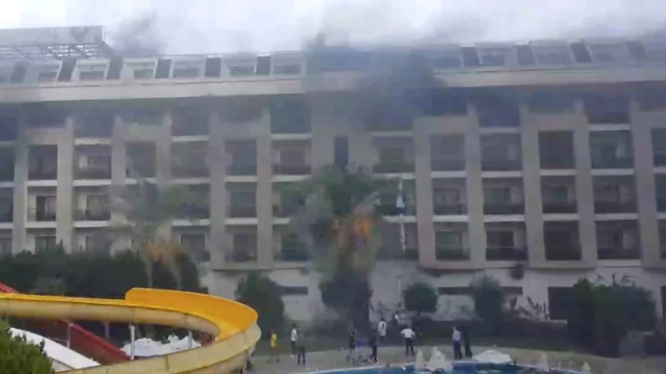Incendiu la un resort din Turcia FOTO: TV24