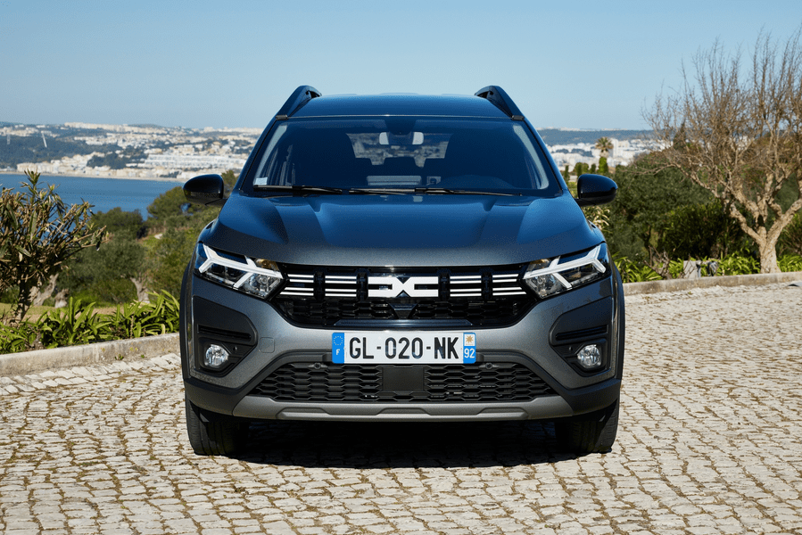 Rusia a adaugat mașinile Dacia pe lista mărfurilor de import paralel