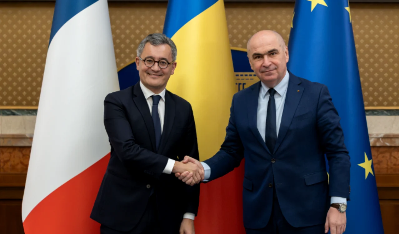 Gérald Darmanin și Ilie Bolojan, la Palatul Victoria. FOTO: gov.ro