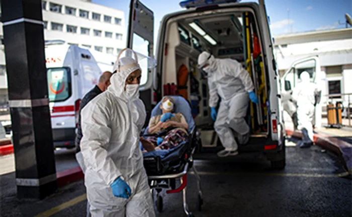 
    Specialiştii spun că ţara noastră este în topul mortalităţii COVID-19, cu 3,1 decese la 100.000 de locuitoriFoto: Mediafax  