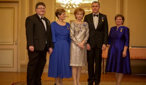 Familia Regala romana, cu Alexander Nixon, Principesa Elena, Principesa Sofia, Majestatea Sa Margareta si Principele Radu la Ateneul Roman 18 ianuarie 2020   Daniel Angelescu Casa Majestatii Sale (2) jpg