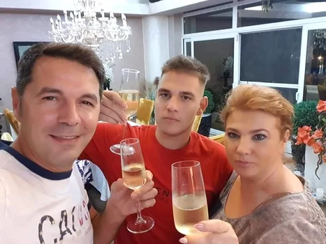 mihaela borcea5 fb jpg