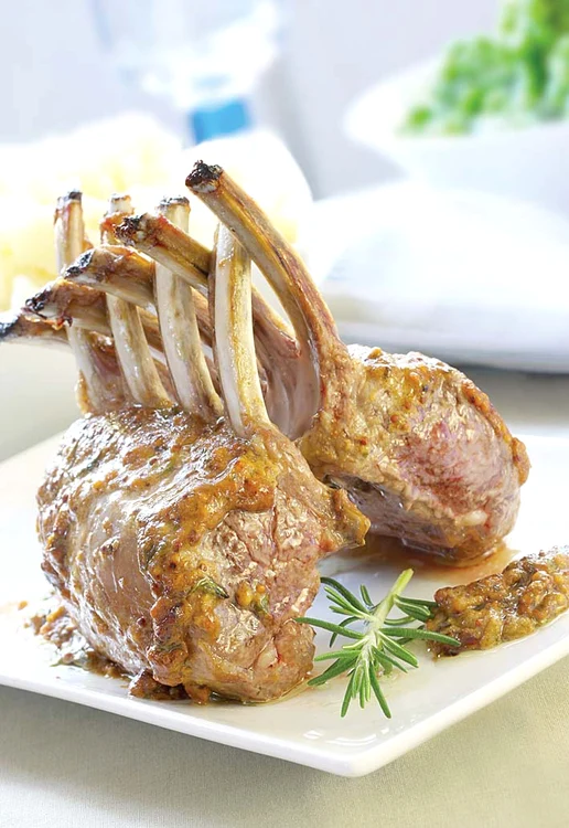 
    Chef Patrizia jurizează MasterChef alături de Chef Foa şi Chef Hădean  