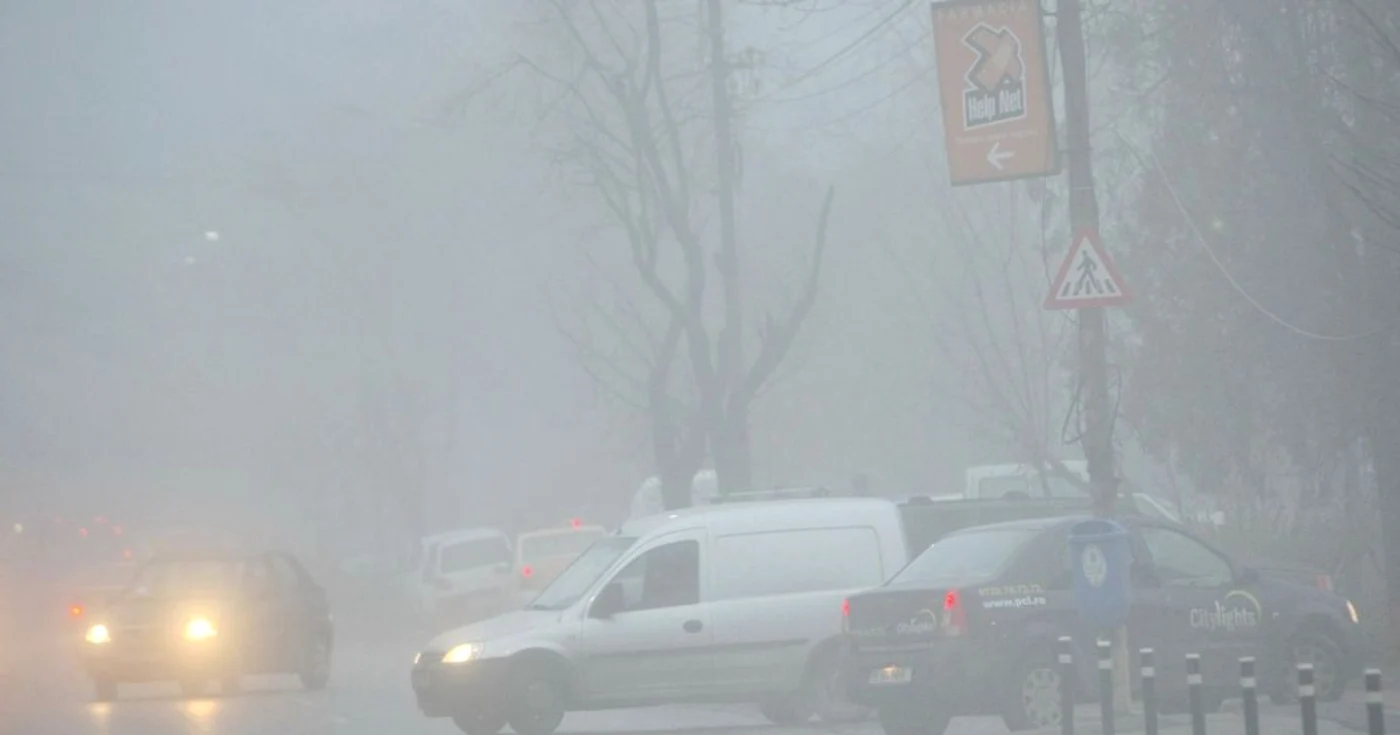 Meteorologii au anunţat că în 14 judeţe şi în Bucureşti vizibilitatea va fi redusă sub 200 de metri FOTO Adevărul