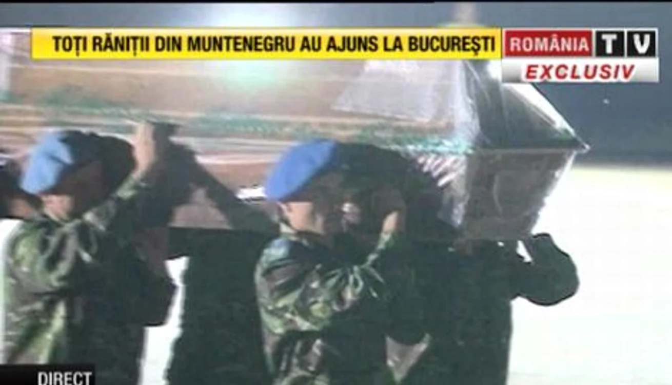 Aeronava cu trupurile neînsufleţite a ajuns în ţară