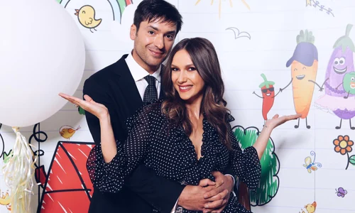 Adela Popescu și Radu Vâlcan și au botezat băiețelul pe 5 mai jpeg