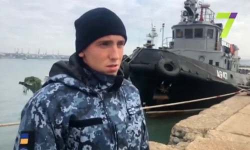 Trei militari ucraineni capturați de ruși contrazic versiunea oficială a Guvernului de la Kiev cu privire la incidentul din strâmtoarea Kerci jpeg