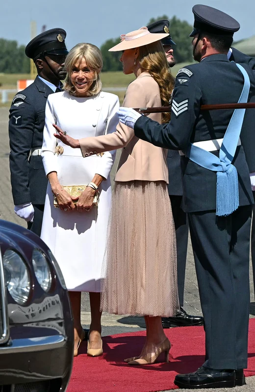 Kate Middleton și Brigitte Macron