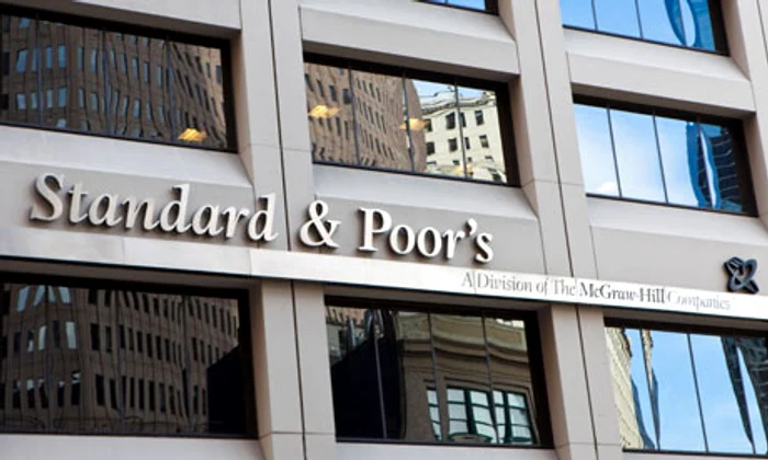 S&P Global: Criza politică din România pune în pericol finanțarea externă