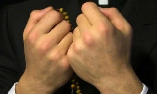 Clericii, preoţii și călugării: din amvon pe „frontul secret” jpeg