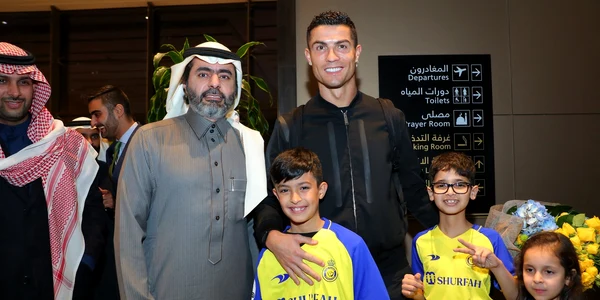 Cristiano Ronaldo sosește în Riyadh la clubul Al Nassr pe 03 ianuarie 2023 în Arabia Saudită  FOTO Profimedia (4) jpg