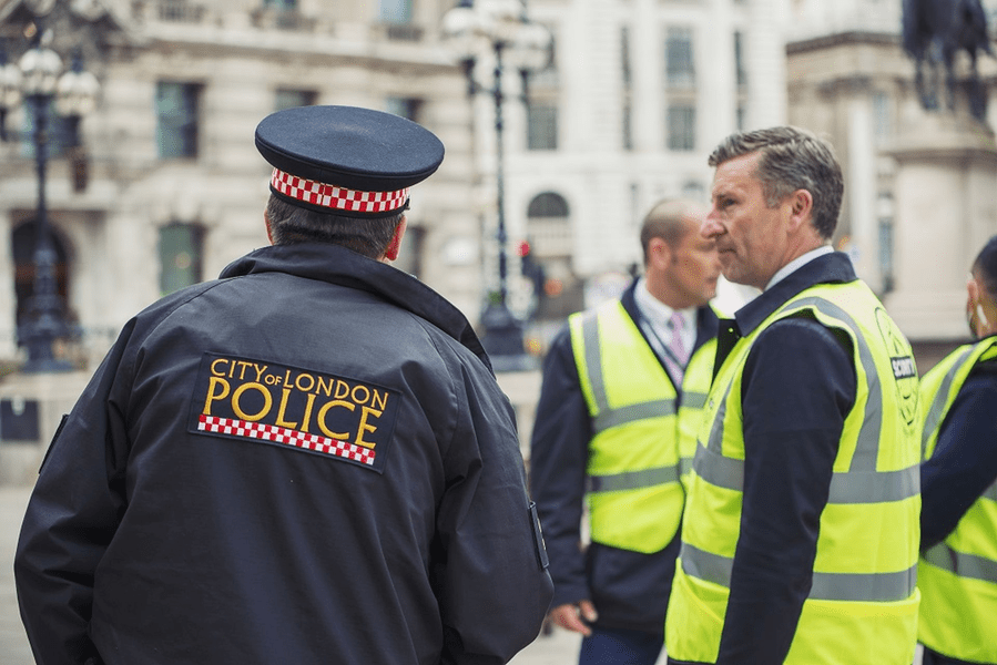 Crimă într-o casă de români din Londra. Victimă: nevasta thailandeză a unuia dintre ei