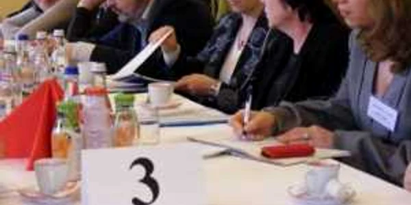 Reprezentanţii ONGurilor sunt instruiţi la Predeal-imagine arhivă Adevărul