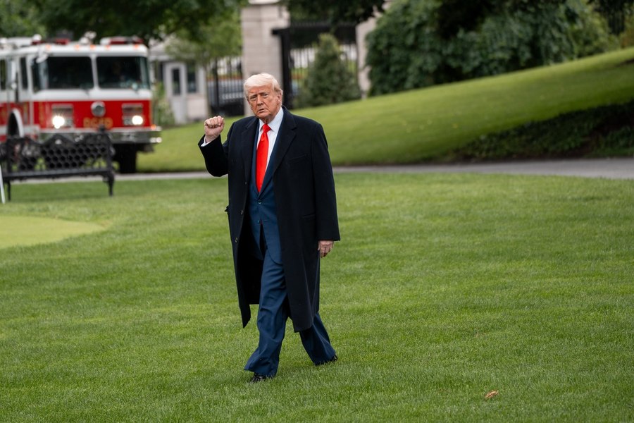 Trump a inventat o nouă regulă prezidențială pentru a justifica o cină fastuoasă cu investitori în cripto
