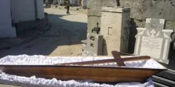 Constanta: Medicii legişti fac necropsia primului copil găsit înecat la Eforie