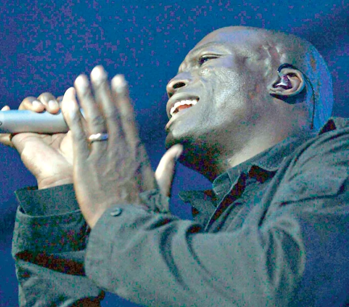 
    Seal a mai cântat la Bucureşti  în 2006, dar atunci  sala a fost arhiplină  