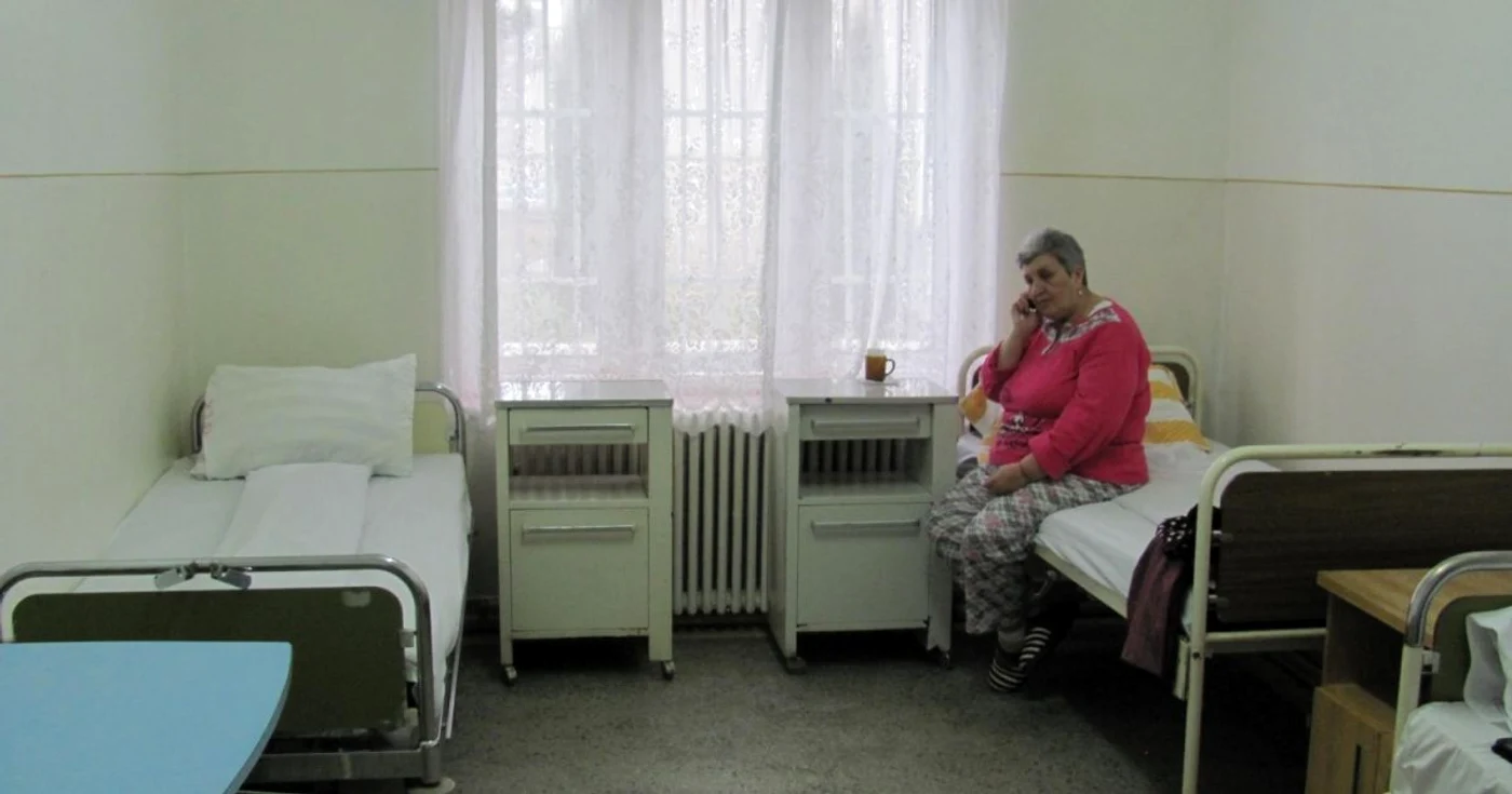 Fostul cabinet de consultaţii, transformat în salon FOTO Sabina Ghiorghe