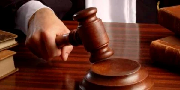Un craiovean a câştigat în instanţă îngheţarea cursului pentru creditul în franci elveţieni