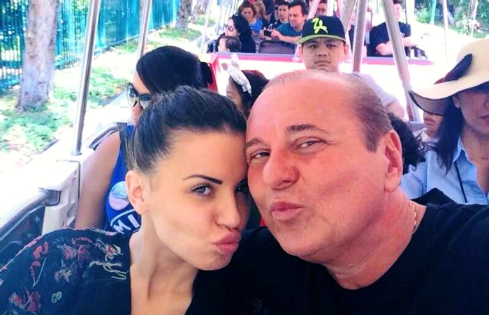 Mădălina Apostol, cunoscută până nu demult drept "cea mai bună prietenă a Monicăi Gabor" are, de câteva luni, o relaţie cu afaceristul Nick RădoiSursă foto:Facebook