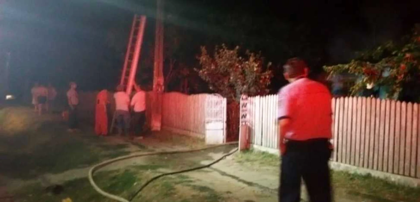 Bărbatul a fost prins la o zi după ce a incendiat casele a doi ditnre asasinii fratelui său FOTO Ziarul de Iaşi