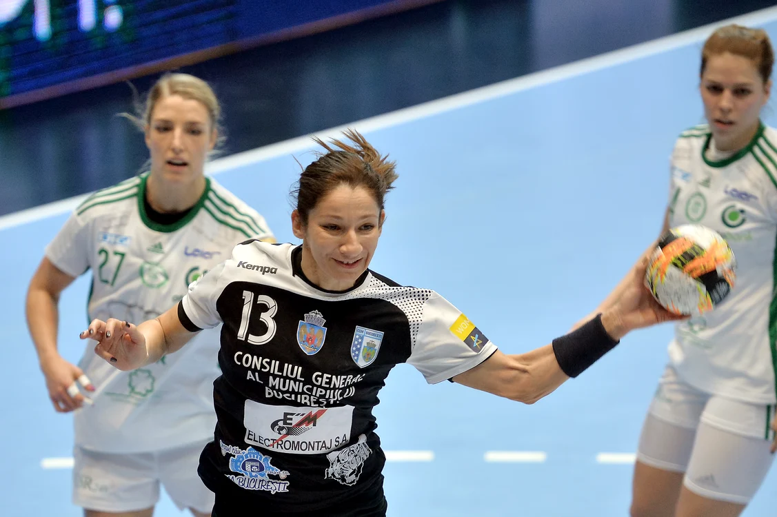 
    Cristina Vărzaru a cucerit de patru ori Liga Campionilor   