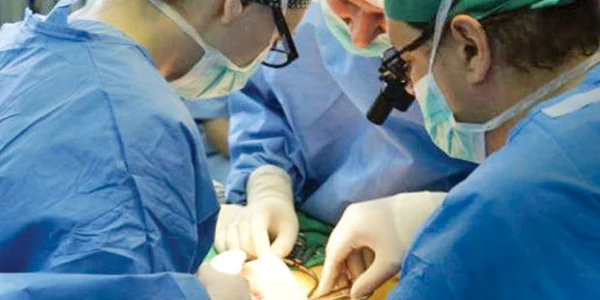 Schimbarea organului genital s-a făcut folosindu-se muşchi şi ţesut de pe antebraţ   