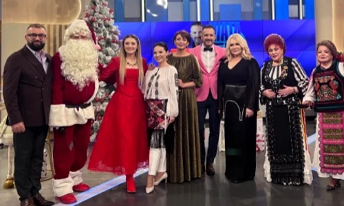 Vedetele colinda la Antena Stars de Crăciun foto: Antena Stars